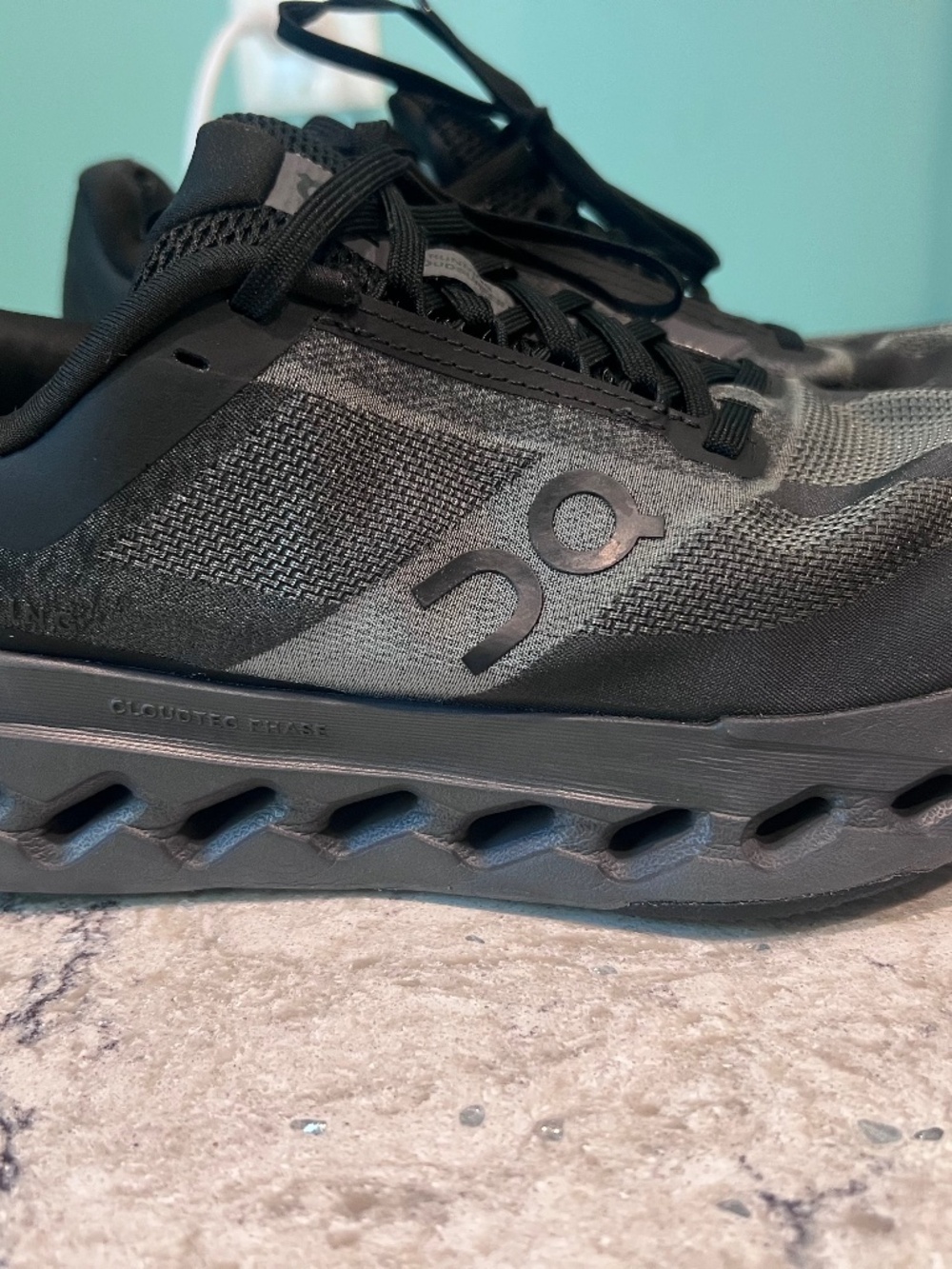 On clouds size 8